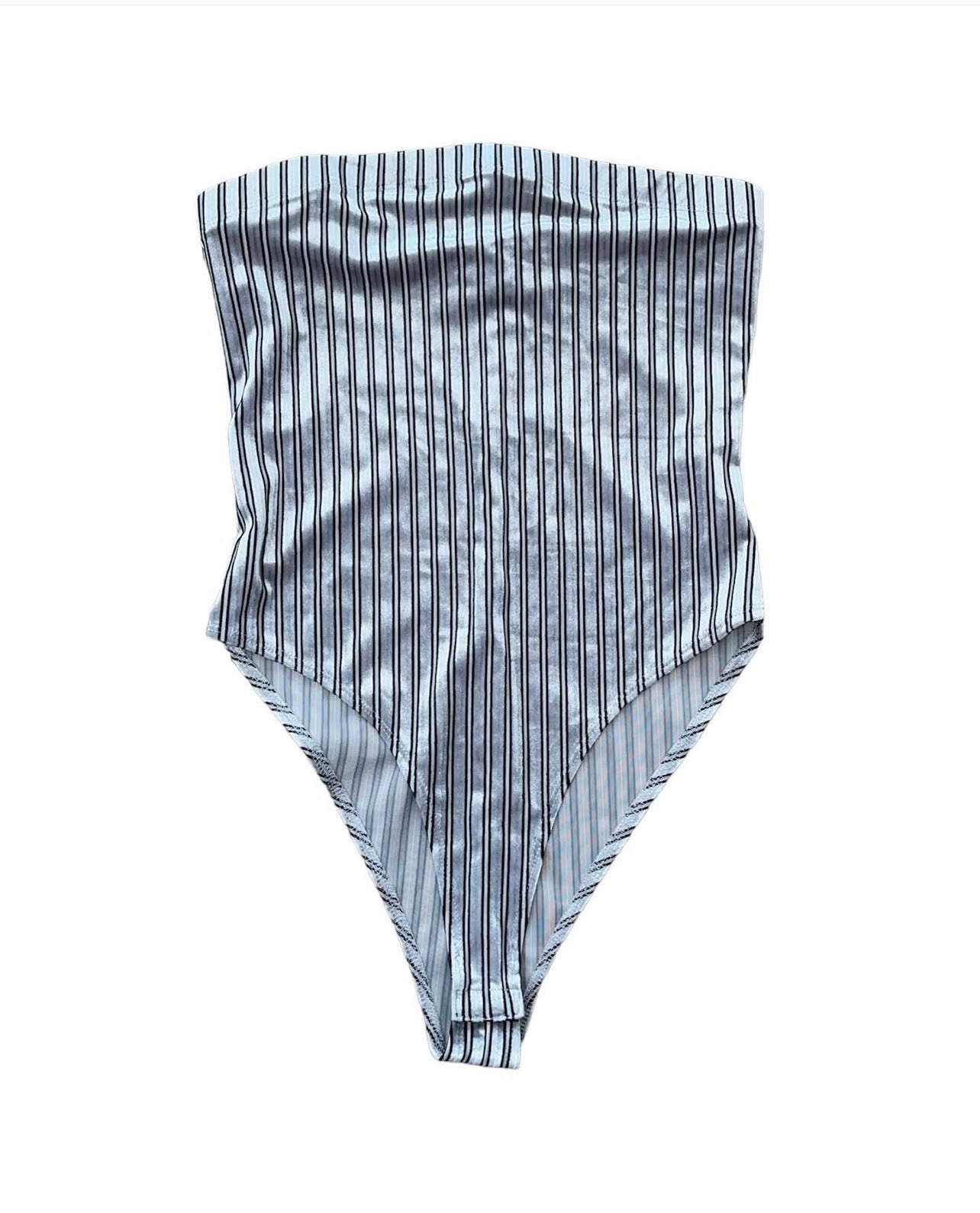 Body Strapless Gamuzado - F21