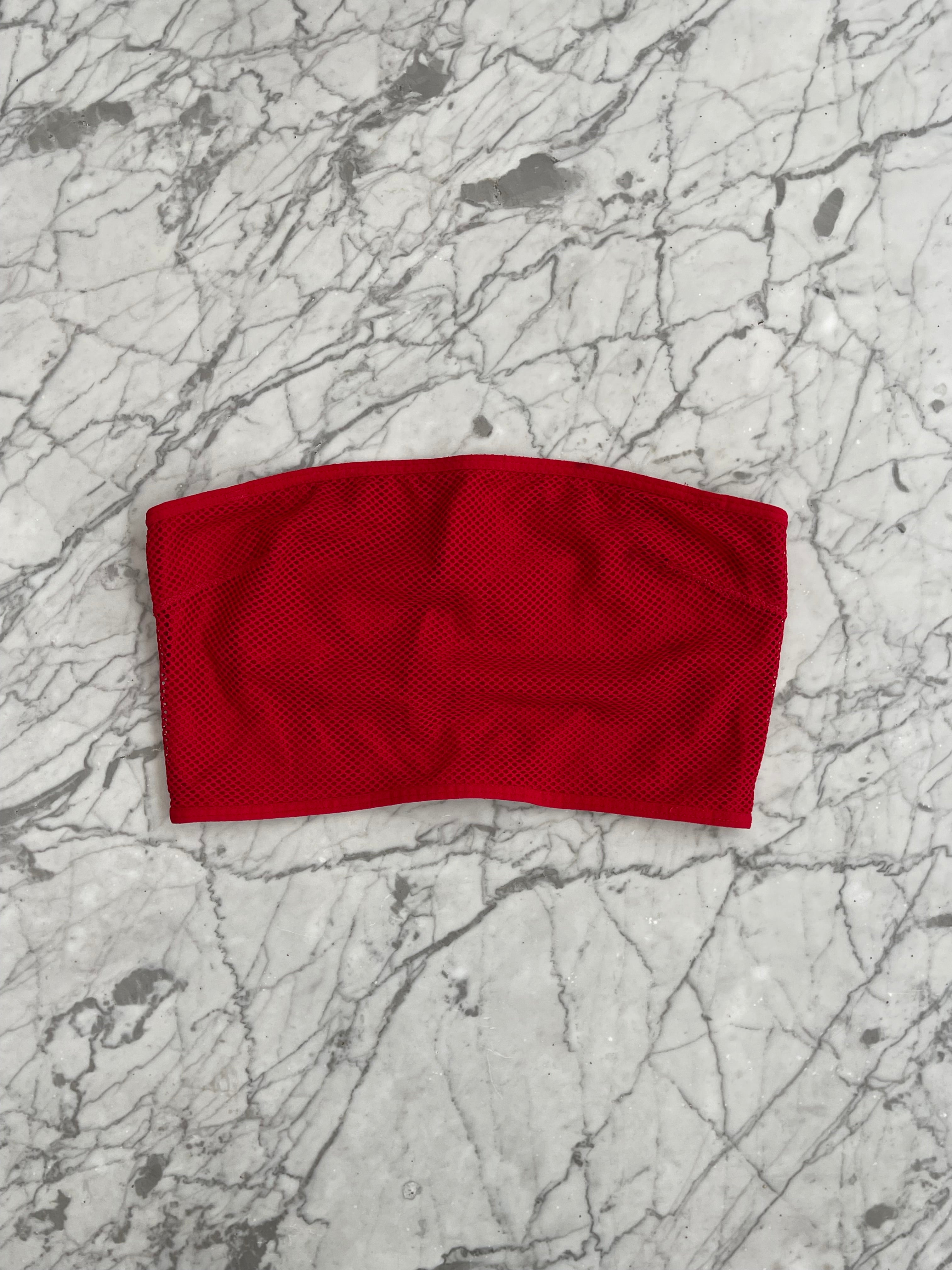 Top rojo con rejillas - H&M