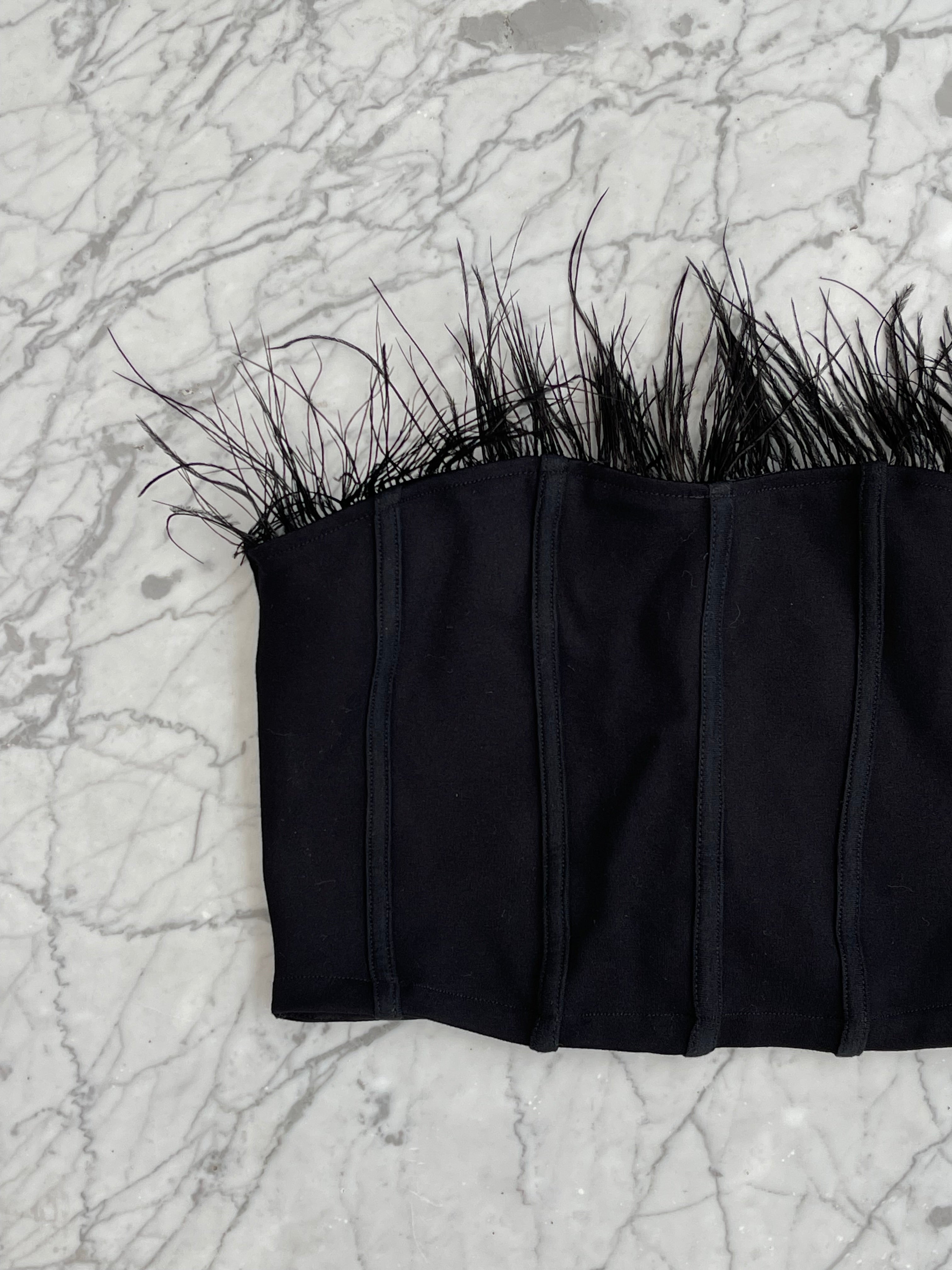 Top Plumas Strapless Negro - Sybilla