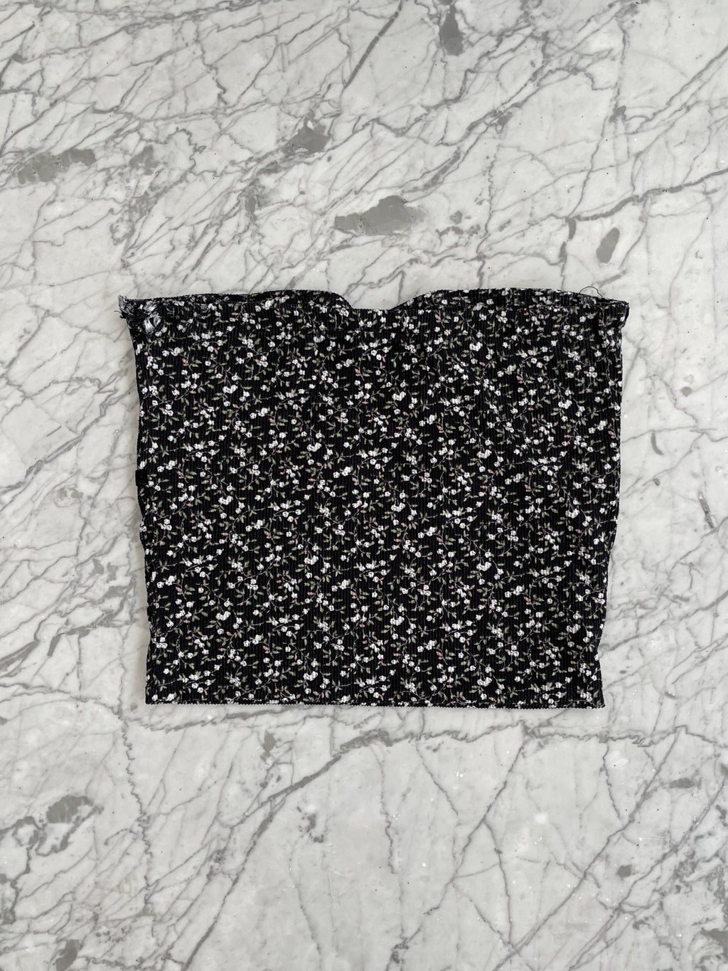 Top Strapless - Vivi Wu