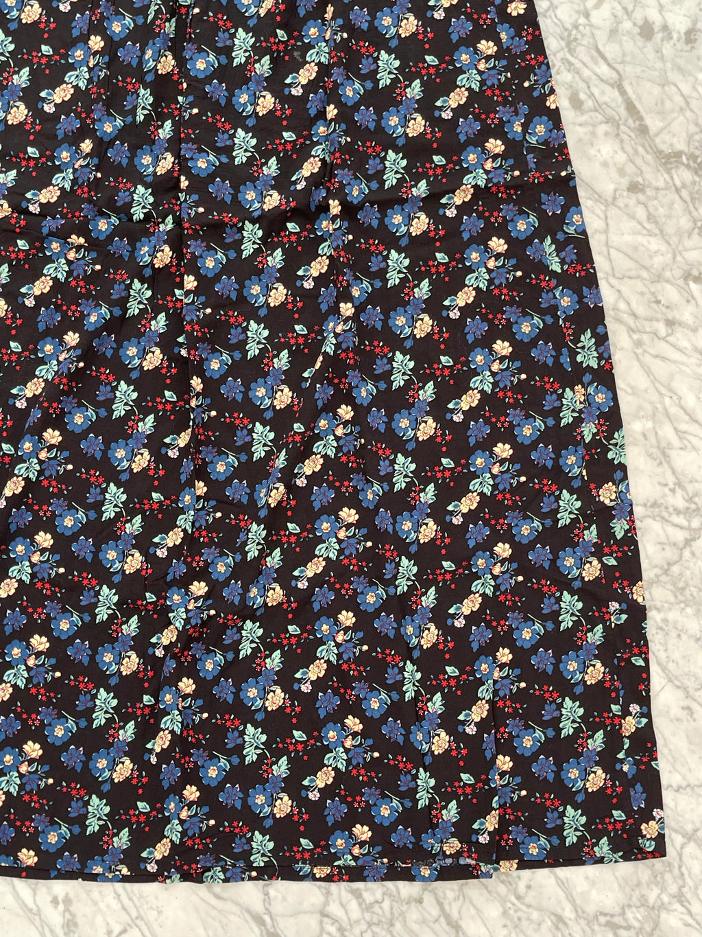 Falda larga negra floreada - Sybilla